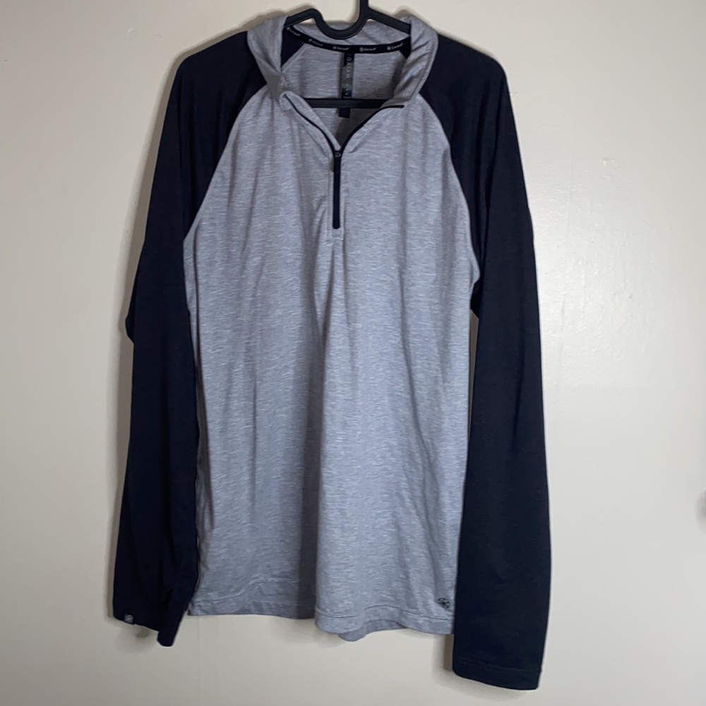 🎈Light & dark grey pullover! - Picture 2 of 7